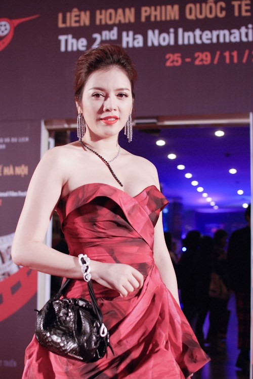 Phát hờn với bộ sưu tập túi hiệu khổng lồ của Lý Nhã Kỳ - 9