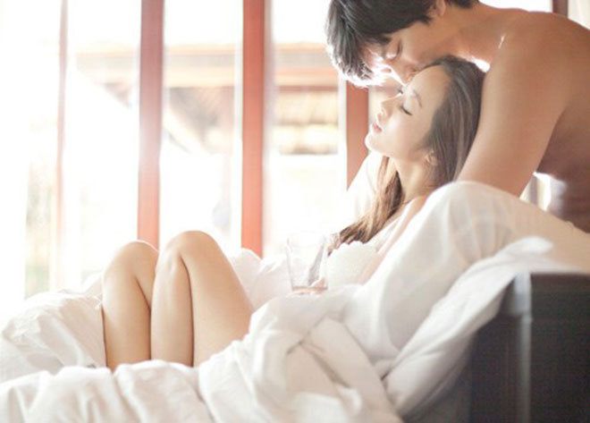 Hãy loại bỏ suy nghĩ phải đạt cực khoái khi yêu này 1498901276 dat cuc khoai 1 Hãy loại bỏ suy nghĩ phải đạt cực khoái khi yêu này