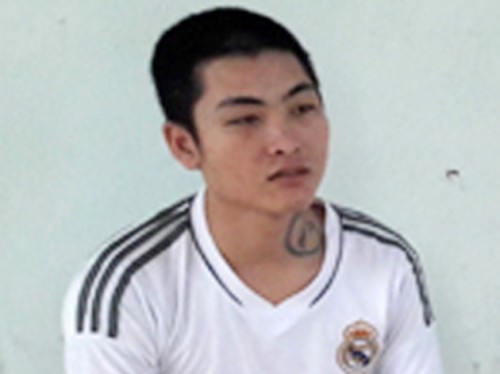 Rủ đi nhậu rồi làm "chuyện người lớn" với bạn gái nhí Rủ đi nhậu rồi làm "chuyện người lớn" với bạn gái nhí