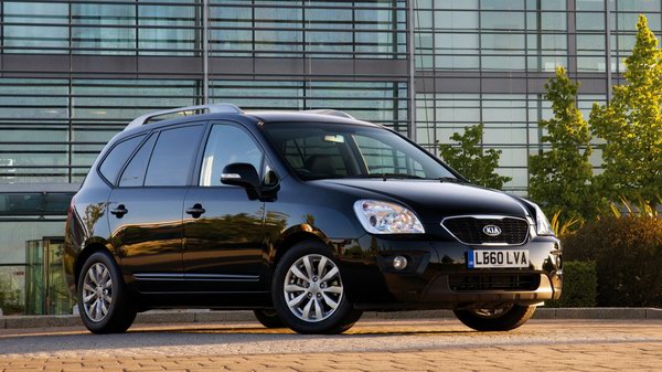 Những mẫu xe Kia cũ có giá cực hấp dẫn ở Việt Nam - 2