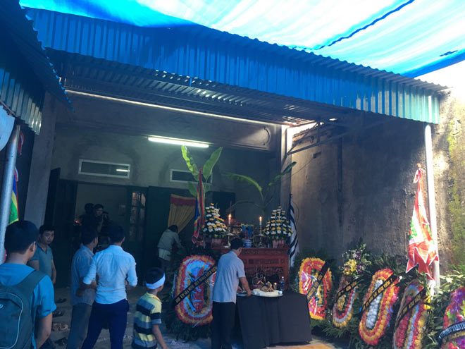 Vụ án mạng như phim kinh dị: Nỗi đau xé lòng của góa phụ trẻ bên 2 con gái nhỏ Vụ án mạng như phim kinh dị: Nỗi đau xé lòng của góa phụ trẻ bên 2 con gái nhỏ