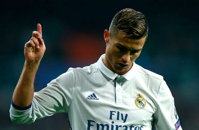 Ronaldo ảo tưởng sức mạnh: “Ông trùm” Real ra tay dẹp loạn Ronaldo ảo tưởng sức mạnh: “Ông trùm” Real ra tay dẹp loạn