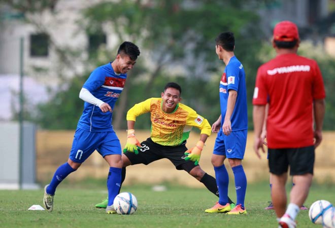 Không sợ đối thủ ở SEA Games, chỉ lo hàng công tịt ngòi - 2