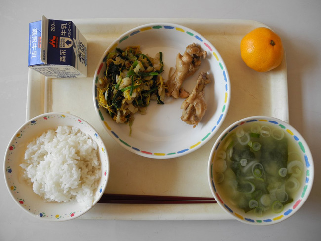 Có gì đặc biệt trong bữa trưa của học sinh Nhật Bản? - 6