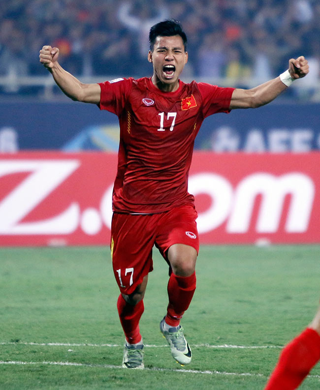 Hậu vệ "dội bom" Văn Thanh: Gác giấc mơ Europa League, săn HCV SEA Games - 1