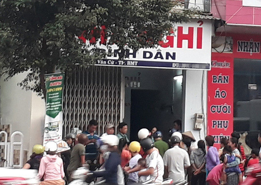 Hai người đàn ông chết bất thường Hai người đàn ông chết bất thường