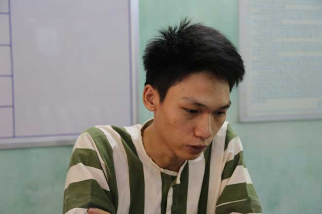 Rủ bạn gái đi chơi, hiếp dâm không được nên cướp tài sản Rủ bạn gái đi chơi, hiếp dâm không được nên cướp tài sản