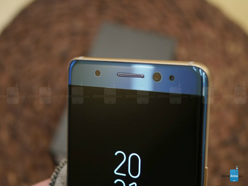 Video: Mở hộp Samsung Galaxy Note Fan Edition - 3