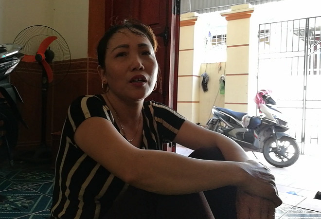 Vụ 2 phụ nữ bán tăm bị đánh: Bà nội cháu bé nghi bị bắt cóc lên tiếng Vụ 2 phụ nữ bán tăm bị đánh: Bà nội cháu bé nghi bị bắt cóc lên tiếng