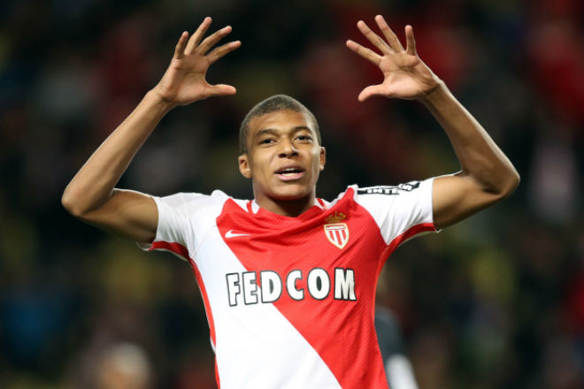 Real mua Mbappe 180 triệu euro: Ronaldo "thù dai", quyết phá đám Real mua Mbappe 180 triệu euro: Ronaldo "thù dai", quyết phá đám