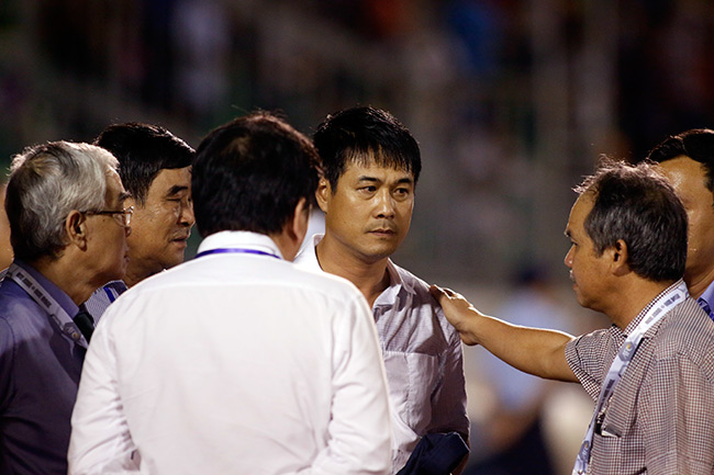Bầu Đức thích Hữu Thắng, lắc đầu với “ê-kip” Hoàng Anh Tuấn - 3
