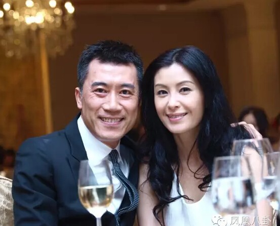 3 hoa hậu tài sắc Hồng Kông: Kẻ làm gái bia ôm, người khổ vì bệnh hiểm nghèo - 4