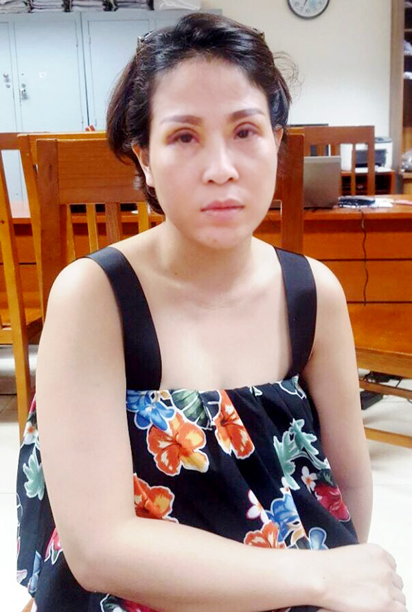 Kiều nữ gọi “phi công trẻ” tới đánh đập con nợ dã man Kiều nữ gọi “phi công trẻ” tới đánh đập con nợ dã man