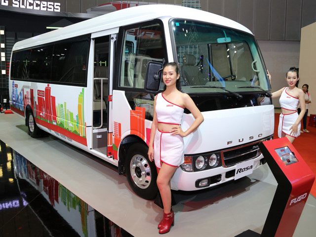 FUSO giới thiệu xe bus Rosa bản đặc biệt đến Việt Nam FUSO giới thiệu xe bus Rosa bản đặc biệt đến Việt Nam