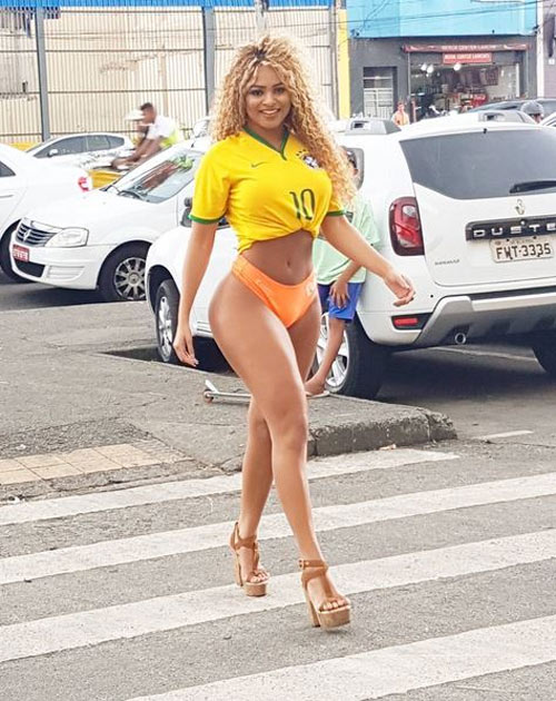 Quý cô có mông lớn hơn 107cm "hết cửa" thi Hoa hậu Siêu vòng 3 Brazil - 8