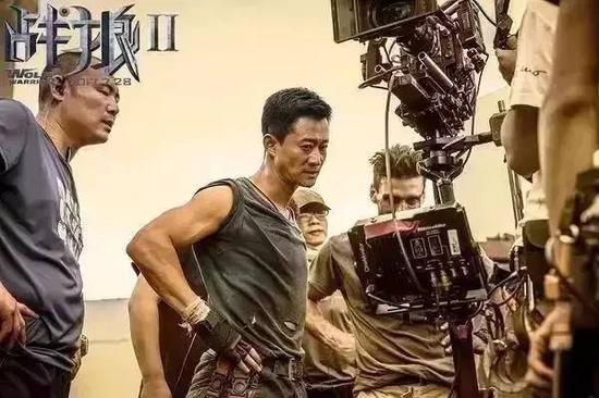 &#34;Chiến lang&#34; Ngô Kinh săn chắc như gọng kìm dù đã ngoài 40 - 9
