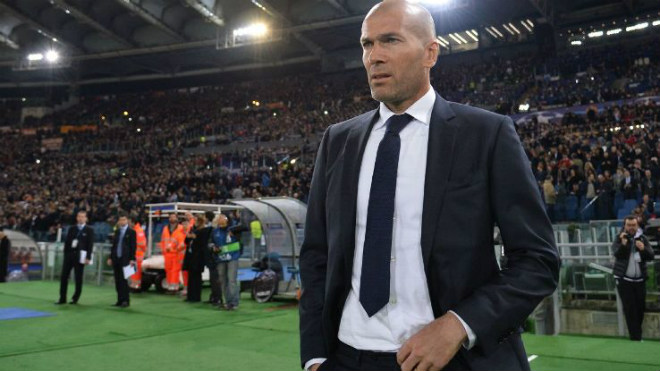 Real hạ MU: Zidane vỗ ngực nhận “hoàn hảo”, Bale xử phũ Mourinho Real hạ MU: Zidane vỗ ngực nhận “hoàn hảo”, Bale xử phũ Mourinho