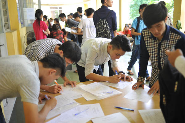 Hàng loạt trường đại học thông báo xét tuyển bổ sung - 1
