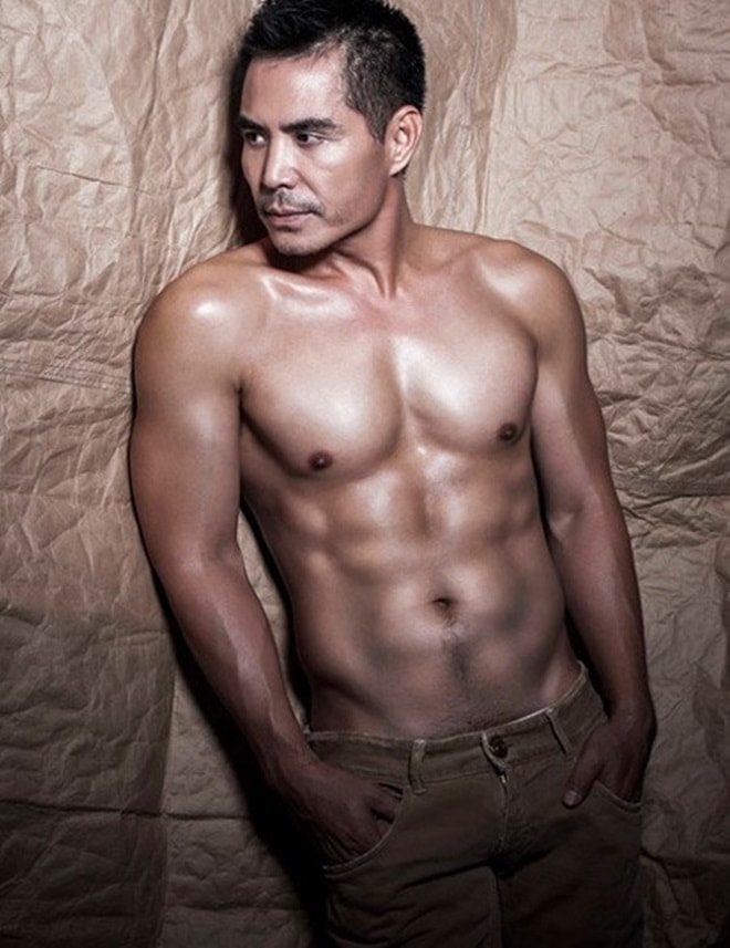 Những "nam thần" U50 đẹp như tạc tượng của showbiz Việt - 8