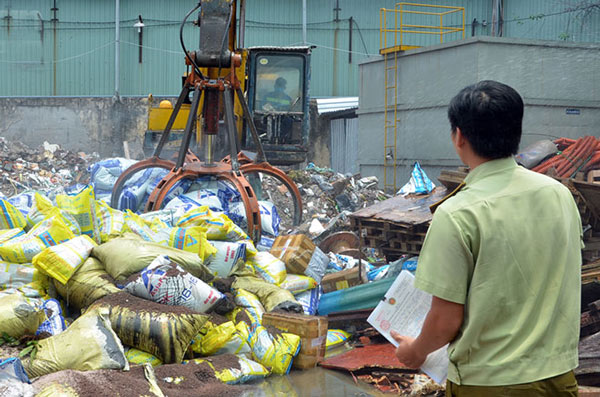 Việt Nam mất trắng 2,5 tỷ USD mỗi năm v&igrave; ph&acirc;n b&oacute;n giả - 1