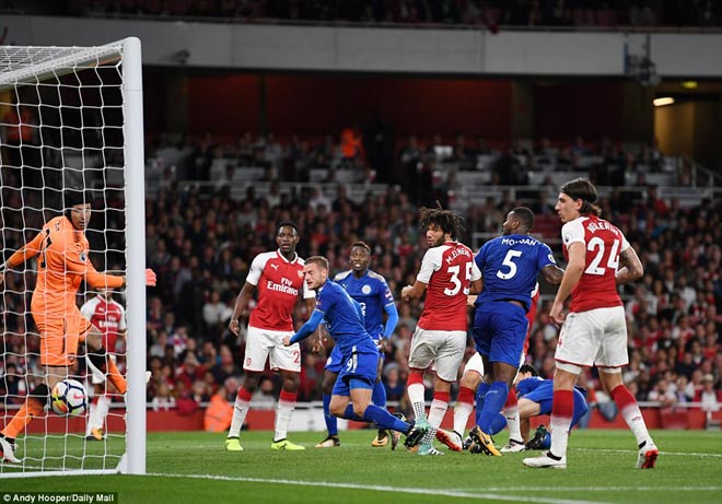 Góc chiến thuật Arsenal – Leicester: Phim hay và đạo diễn tài ba Wenger Góc chiến thuật Arsenal – Leicester: Phim hay và đạo diễn tài ba Wenger