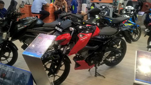 Suzuki khoe xe côn sắp bán ở Việt Nam, giá từ 40,7 triệu VNĐ Suzuki khoe xe côn sắp bán ở Việt Nam, giá từ 40,7 triệu VNĐ