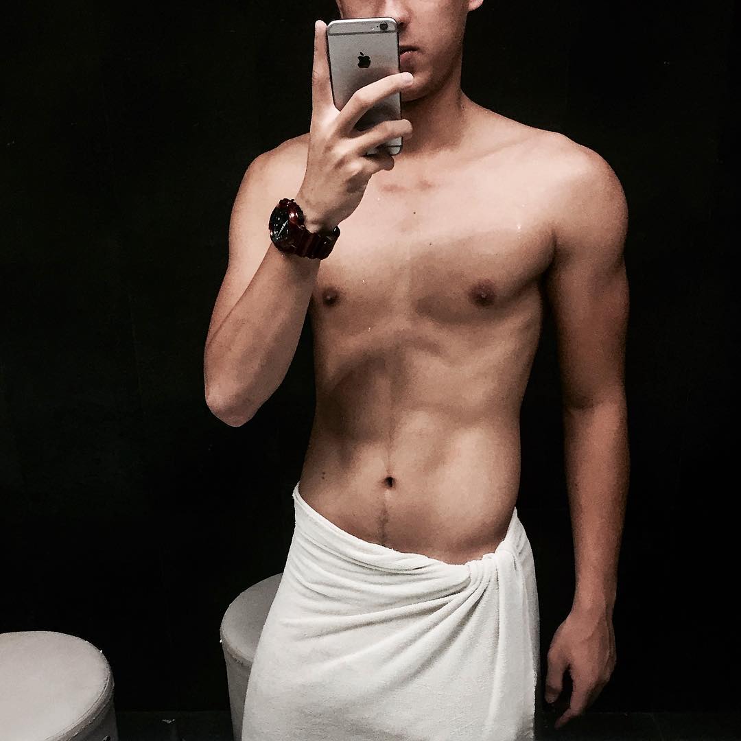 Chị em phát cuồng vì 3 "nam thần" của tuyển SEA Games Việt Nam - 3