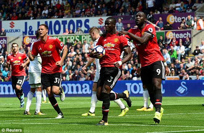 Swansea - MU: Ngây ngất bộ tứ huyền ảo, bàn thắng đẹp như mơ Swansea - MU: Ngây ngất bộ tứ huyền ảo, bàn thắng đẹp như mơ