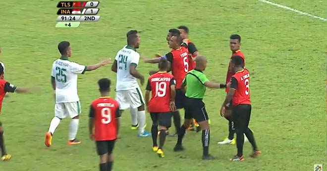Bạo lực SEA Games: U22 Indonesia đấu võ, "Messi Indo" vắng trận gặp U22 Việt Nam Bạo lực SEA Games: U22 Indonesia đấu võ, "Messi Indo" vắng trận gặp U22 Việt Nam