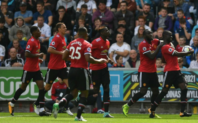 MU - Mourinho binh hùng tướng mạnh: Huyền thoại Anh mơ ăn 4 MU - Mourinho binh hùng tướng mạnh: Huyền thoại Anh mơ ăn 4