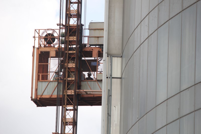 Cận cảnh cao ốc Saigon One Tower bị thu giữ để xử lý nợ - 12