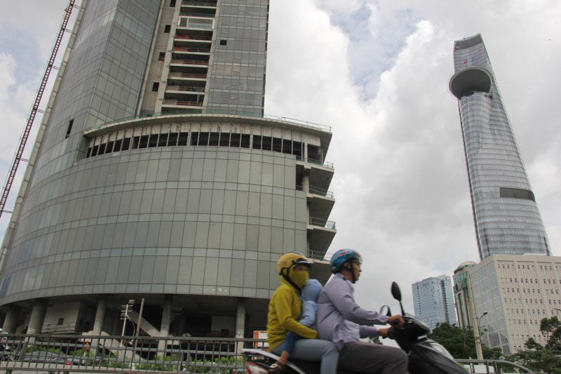 Cận cảnh cao ốc Saigon One Tower bị thu giữ để xử lý nợ - 4