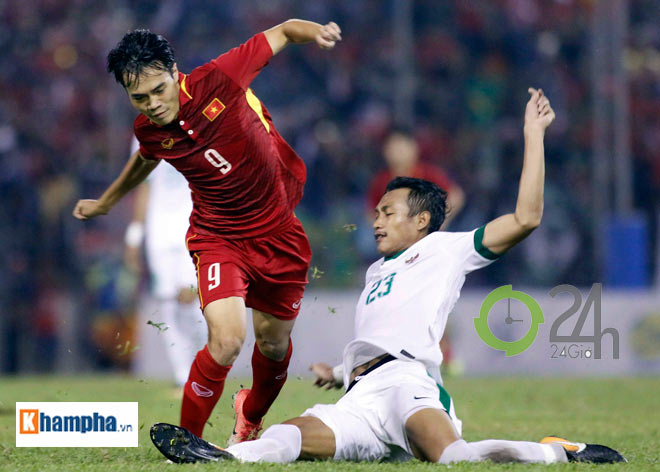 Công Phượng "bắn tiếng Anh" cứu U22 VN khỏi đòn "đấu võ" của Indonesia Công Phượng "bắn tiếng Anh" cứu U22 VN khỏi đòn "đấu võ" của Indonesia