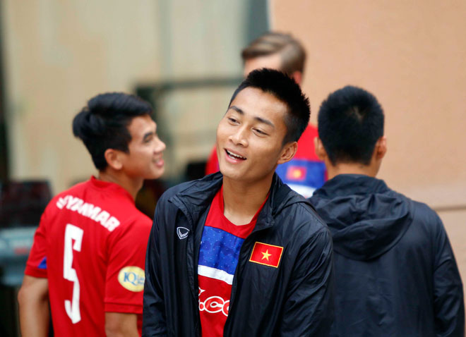 U22 Việt Nam: Sau "cơn bão", Hồ Tuấn Tài cười tươi chờ đấu Thái Lan U22 Việt Nam: Sau "cơn bão", Hồ Tuấn Tài cười tươi chờ đấu Thái Lan