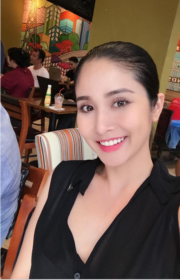 Sao Việt 24/8: Vợ cũ Phan Thanh Bình khoe nhan sắc ngày càng mặn mà, quyến rũ Sao Việt 24/8: Vợ cũ Phan Thanh Bình khoe nhan sắc ngày càng mặn mà, quyến rũ