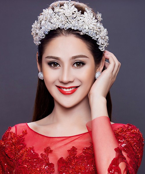 Lâm Chí Khanh: Từ trai đẹp tới mỹ nhân phồn thực gây "ngạt thở" - 12