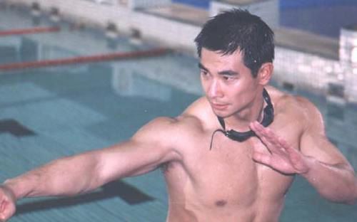 &#34;Hoàng Phi Hồng&#34; đã 45 tuổi nhưng cường tráng như trai 18 - 7