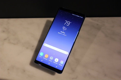 Sợ “bão” iPhone 8, Samsung Galaxy S9 lên kệ sớm? Sợ “bão” iPhone 8, Samsung Galaxy S9 lên kệ sớm?