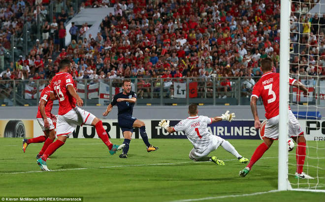 Malta - Anh: Truyền nhân Rooney và phút cuối bùng nổ (vòng loại World Cup) Malta - Anh: Truyền nhân Rooney và phút cuối bùng nổ (vòng loại World Cup)