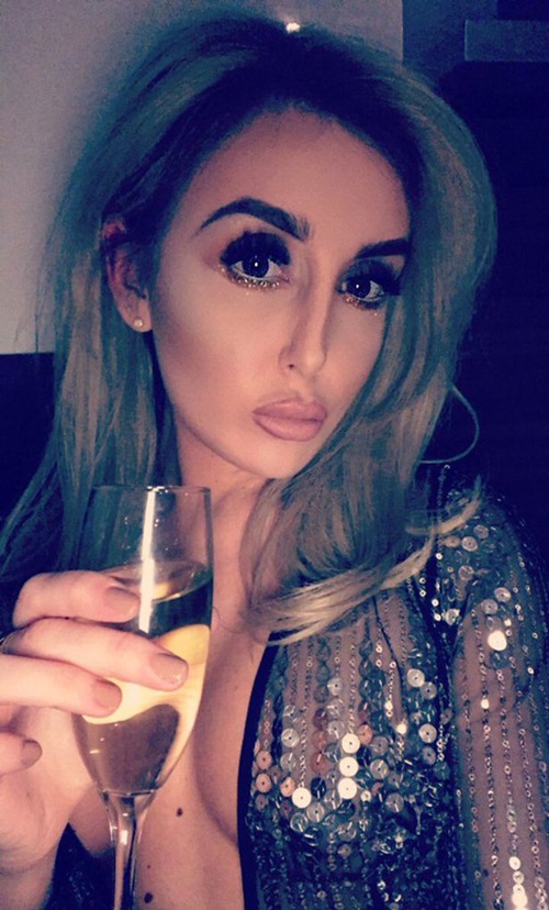 Loạt "tình 1 đêm" chân dài nóng bỏng khiến vợ Wayne Rooney phát điên - 10