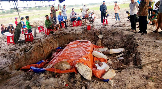 Phát hiện ngôi mộ cổ nghi của vị Quận Công Thế kỷ XI Phát hiện ngôi mộ cổ nghi của vị Quận Công Thế kỷ XI
