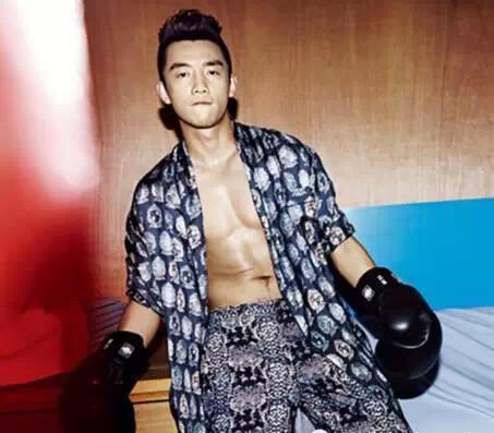 "Hoàng Phi Hồng hư hỏng" khiến con gái chết mê vì có điểm này - 9