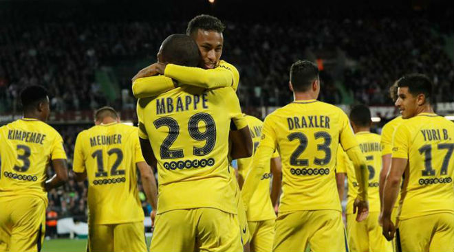 Metz - PSG: Thẻ đỏ oan nghiệt, tam tấu 465 triệu euro hủy diệt Metz - PSG: Thẻ đỏ oan nghiệt, tam tấu 465 triệu euro hủy diệt