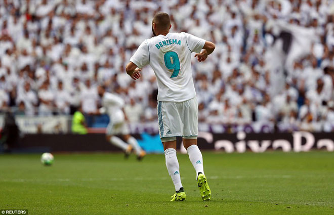 Real “sa lầy”: Triệu fan “dạy khôn” Zidane, nhớ Ronaldo – Morata - 1