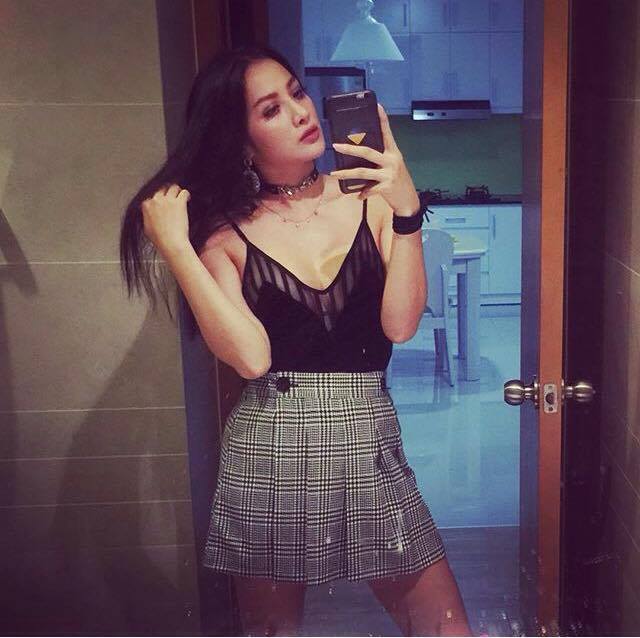 Elly Trần và dàn sao Việt đọ sexy trong phòng tắm - 6