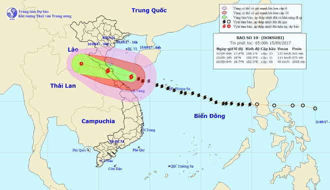 CẬP NHẬT bão số 10: Bão đã đổ bộ vào đất liền Hà Tĩnh, 1 người chết - 5