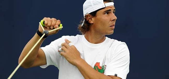 &#34;Bò tót làng banh nỉ&#34; Nadal lực lưỡng vượt xa Roger Federer - 6