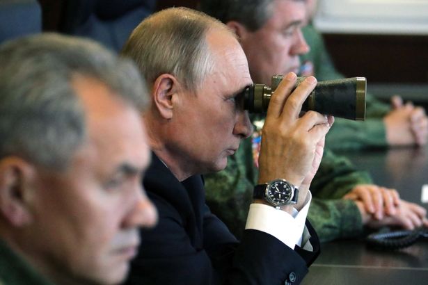 Ông Putin thị sát cuộc tập trận lớn nhất trong nhiều năm - 1