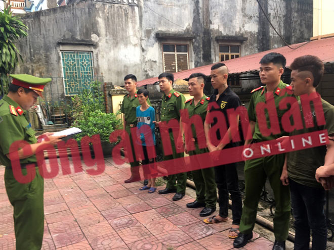 Bắt khẩn cấp 3 đối tượng cướp tài sản của người đang đi cấp cứu - 1