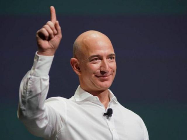 Tỷ phú Jeff Bezos: Thông minh chưa chắc đã thành công